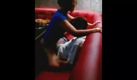Blond free seksfilms als de laatste teef slaat een man in elkaar