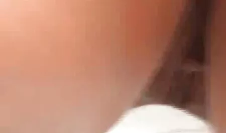 Onverzadigbare duitse hoeren worden bedrogen en komen om gepakt te worden. youtube seksfilms