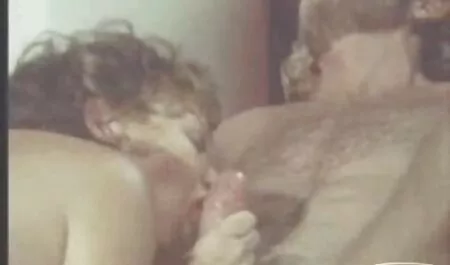 Blond rijden en draaien homo seksfilms