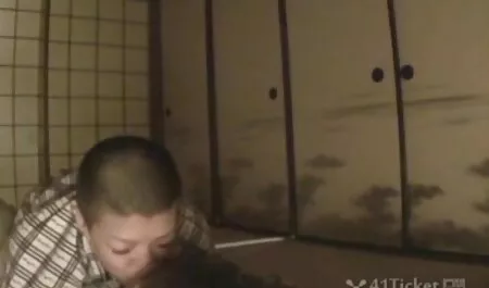 Rijke dames houden van Dansende free seksfilms Beren.