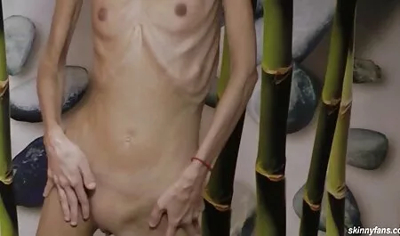 Afrikaanse en blanke mannen genieten van de kamer van gratis lesbische seksfilms een vriend