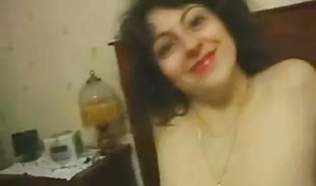 Mijn gratis amateur seksfilms tante is sappig voor 50.