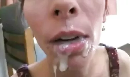 Latina youtube seksfilms met een geweldige glimlach